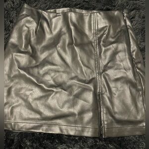 Juicy couture small black skirt